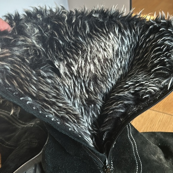 Sporto Size 8.5 Waterproof Faux-Fur Heeled Winter Boots — Black, Warm & Chic - Picture 2 of 6